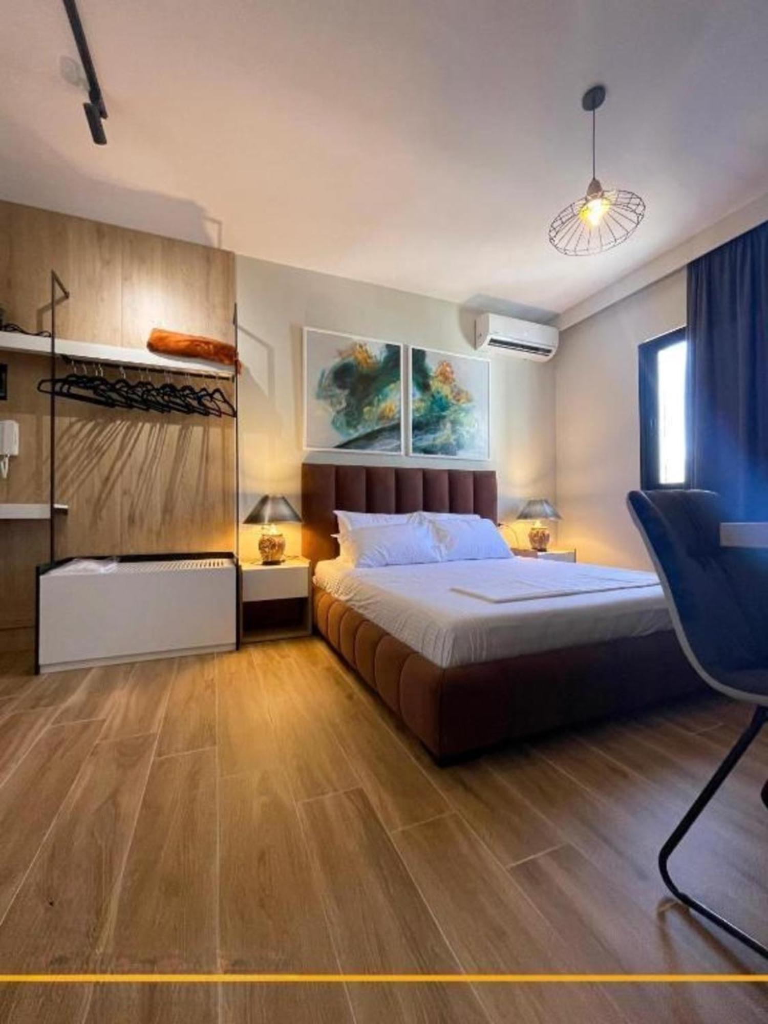 Flori Apartments Sarandë Exterior foto
